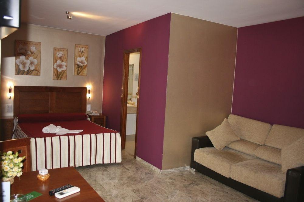 Apartamentos La Fuente Κόρδοβα Εξωτερικό φωτογραφία